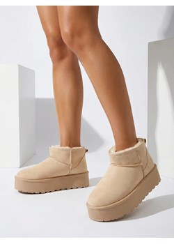Royalfashion Buty a'la śniegowce damskie na platformie Dagodo ze sklepu royalfashion.pl w kategorii Śniegowce damskie - zdjęcie 187972283