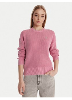 Guess Jeans Sweter W6RR20 Z3HM1 Różowy Classic Fit ze sklepu MODIVO w kategorii Swetry damskie - zdjęcie 187976070