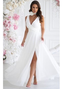 Efektowna długa sukienka z paskiem z różyczką ecru ze sklepu intimiti.pl w kategorii Sukienki - zdjęcie 187977363