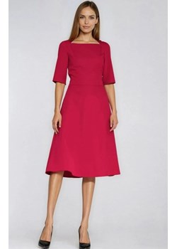 Nife sukienka za kolano z dekoltem caro ze sklepu intimiti.pl w kategorii Sukienki - zdjęcie 187977882