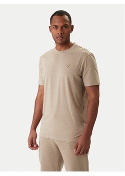 Guess T-Shirt Z2YI12 JR06K Beżowy Regular Fit ze sklepu MODIVO w kategorii T-shirty męskie - zdjęcie 187978962