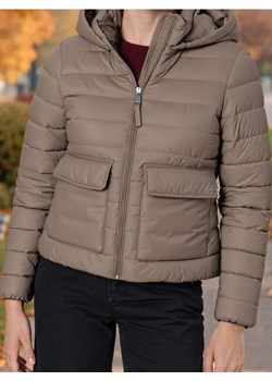 Sinsay - Pikowana kurtka z ociepleniem - brązowy ze sklepu Sinsay w kategorii Kurtki damskie - zdjęcie 187984534