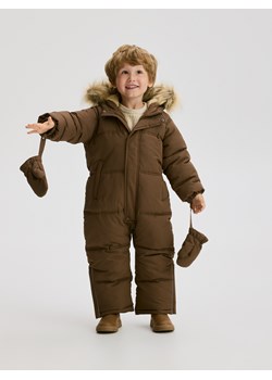 Reserved - Ocieplany kombinezon z rękawiczkami - ciemnobrązowy ze sklepu Reserved w kategorii Kombinezony chłopięce - zdjęcie 187986972