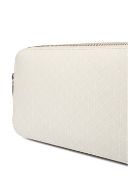 Torebka Calvin Klein Emblem Aop Elongated Camera Bag LV04F3268G Écru ze sklepu eobuwie.pl w kategorii Listonoszki - zdjęcie 187988720