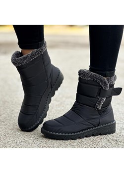 Czarne zimowe botki damskie na koturnie T.Sokolski Z23-346 ze sklepu suzana.pl w kategorii Śniegowce damskie - zdjęcie 187990134