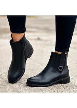 Czarne płaskie botki damskie Filippo dbt4813/23 ze sklepu suzana.pl w kategorii Botki - zdjęcie 187990481