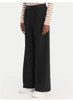 KARL LAGERFELD Spodnie materiałowe B1W10014 Czarny Relaxed Fit ze sklepu MODIVO w kategorii Spodnie damskie - zdjęcie 187992632