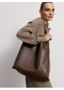 Reserved - Skórzana torebka hobo - brązowy ze sklepu Reserved w kategorii Torebki damskie - zdjęcie 187994010