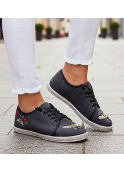 Sznurowane trampki espadryle z naszywkami /B5-1 7314 ze sklepu Pantofelek24.pl w kategorii Espadryle damskie - zdjęcie 187995543