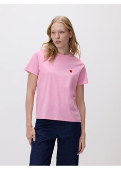 Reserved - T-shirt z sercem - pastelowy róż ze sklepu Reserved w kategorii Bluzki damskie - zdjęcie 187996232
