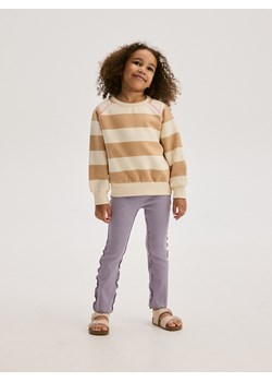 Reserved - Spodnie flare z falbanami - lawendowy ze sklepu Reserved w kategorii Spodnie dziewczęce - zdjęcie 188000714