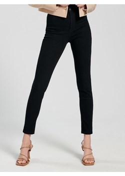 Sinsay - Jeansy skinny z wysokim stanem - czarny ze sklepu Sinsay w kategorii Spodnie damskie - zdjęcie 188001912