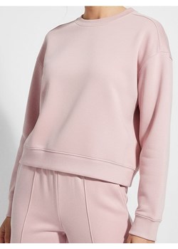 Sinsay - Bluza crewneck basic z dodatkiem wiskozy "soft touch" - różowy ze sklepu Sinsay w kategorii Bluzy damskie - zdjęcie 188007500