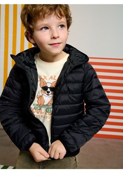 Sinsay - Pikowana kurtka z kapturem - czarny ze sklepu Sinsay w kategorii Kurtki chłopięce - zdjęcie 188007514