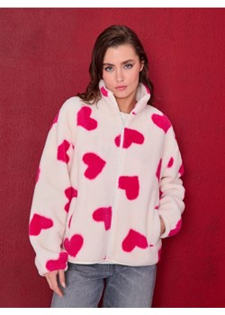 Sinsay - Bluza bomberka ze wzorem w serca - wielobarwny ze sklepu Sinsay w kategorii Bluzy damskie - zdjęcie 188007604
