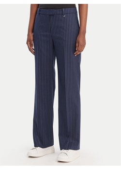 HUGO Spodnie materiałowe Hilando 50554458 Granatowy Slim Fit ze sklepu MODIVO w kategorii Spodnie damskie - zdjęcie 188007744