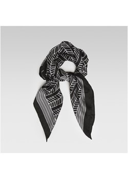 Chusta damska Jenny Fairy 4W4-001-SS23 ze sklepu ccc.eu w kategorii Szaliki i chusty damskie - zdjęcie 188008911