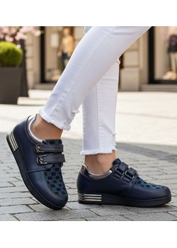 Granatowe dziewczęce półbuty na rzepy /G12-2 14973 T039/ ze sklepu Pantofelek24.pl w kategorii Trampki dziecięce - zdjęcie 188010152