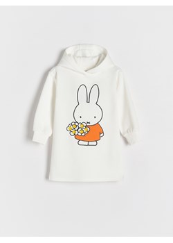 Reserved - Dresowa sukienka Miffy - złamana biel ze sklepu Reserved w kategorii Sukienki dziewczęce - zdjęcie 188010322