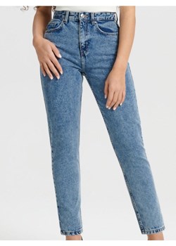 Sinsay - Jeansy mom fit - niebieski ze sklepu Sinsay w kategorii Jeansy damskie - zdjęcie 188011472