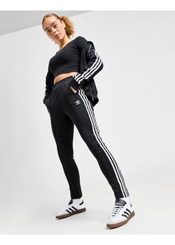 ADIDAS SPODNIE ADICOLOR SST CLASSIC TRACKPANT ze sklepu JD Sports  w kategorii Spodnie damskie - zdjęcie 188016474