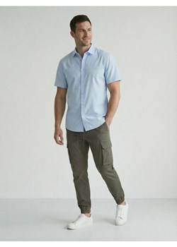 Sinsay - Spodnie jogger cargo - khaki ze sklepu Sinsay w kategorii Spodnie męskie - zdjęcie 188017084