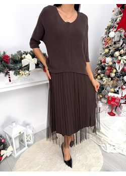 Czekoladowa Sukienka ze Sweterkiem ze sklepu ModnaKiecka.pl w kategorii Komplety i garnitury damskie - zdjęcie 188020642