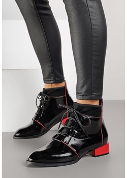Czarno-Czerwone Sznurowane Botki Vices z Lakierowanym Połyskiem Nuzzasa ze sklepu born2be.pl w kategorii Botki - zdjęcie 188023712