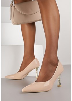 Ciemnobeżowe Lakierowane Szpilki Vices ze Skórzaną Wkładką na Obcasie z Cyrkoniami Afirrive ze sklepu born2be.pl w kategorii Czółenka - zdjęcie 188024054