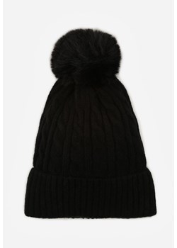 Czarna Czapka z Pomponem Zdobiona Warkoczowym Splotem Vetizare ze sklepu renee.pl w kategorii Czapki zimowe damskie - zdjęcie 188024403