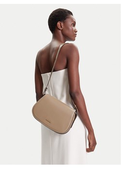 Torebka MICHAEL Michael Kors Lydia 30R5GL0M2L Beżowy ze sklepu eobuwie.pl w kategorii Listonoszki - zdjęcie 188027210