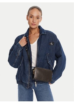 Torebka Calvin Klein Emblem Aop Elongated Camera Bag LV04F3268G Czarny ze sklepu eobuwie.pl w kategorii Listonoszki - zdjęcie 188027330