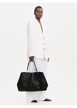 Torebka Emporio Armani EW001001 AF18673 UC001 Czarny ze sklepu eobuwie.pl w kategorii Torby Shopper bag - zdjęcie 188027390