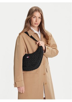 Torebka Tommy Jeans Tjw Urban Quilted AW0AW17546 Czarny ze sklepu eobuwie.pl w kategorii Listonoszki - zdjęcie 188029341