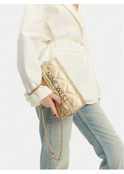 Nine West Torebka GLAR2 Złoty ze sklepu MODIVO w kategorii Kopertówki - zdjęcie 188030102