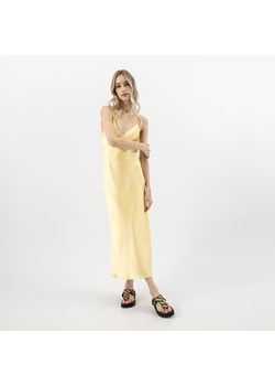 Wojas Czarne Japonki Z Raffią I Biżuteryjną Klamrą ze sklepu Wojas w kategorii Klapki damskie - zdjęcie 188032261