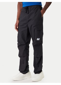 HUGO Spodnie materiałowe Gadic242 50545643 Czarny Relaxed Fit ze sklepu MODIVO w kategorii Spodnie męskie - zdjęcie 188033670