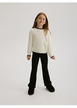 Reserved - Spodnie z kieszeniami cargo - czarny ze sklepu Reserved w kategorii Spodnie dziewczęce - zdjęcie 188036673