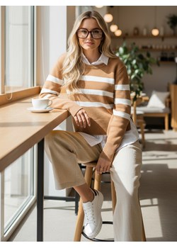 Sweter damski w paski ASTRIDA kamelowy Dstreet MY2226 ze sklepu DSTREET.PL w kategorii Swetry damskie - zdjęcie 188038270