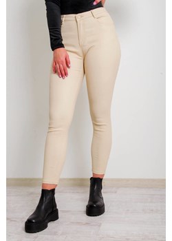 BEŻOWE SPODNIE WOSKOWANE PUSH UP ze sklepu olika.com.pl w kategorii Spodnie damskie - zdjęcie 188042344