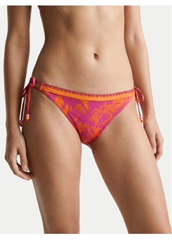 Banana Moon Dół od bikini Stora Althea Różowy ze sklepu MODIVO w kategorii Stroje kąpielowe - zdjęcie 188047274