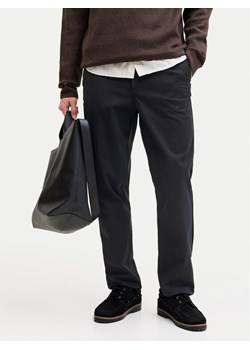 Jack & Jones Chinosy Stollie 12292970 Czarny Regular Fit ze sklepu MODIVO w kategorii Spodnie męskie - zdjęcie 188048464