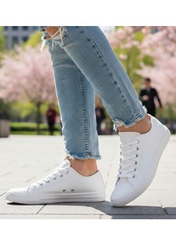 Białe niskie trampki męskie /F2-2 17986 T232/ ze sklepu Pantofelek24.pl w kategorii Trampki męskie - zdjęcie 188053123