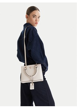 Torebka Guess Noelle II HWZG96 72050 Beżowy ze sklepu eobuwie.pl w kategorii Kuferki - zdjęcie 188053250