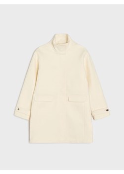 Sinsay - Klasyczny płaszcz z ozdobnymi guzikami - kremowy ze sklepu Sinsay w kategorii Płaszcze damskie - zdjęcie 188055804