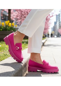 Fuksjowe półbuty mokasyny na platformie /D6-2 12698 T797/ ze sklepu Pantofelek24.pl w kategorii Półbuty damskie - zdjęcie 188059434