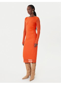 Patrizia Pepe Sukienka koktajlowa 8A1604/J376-R877 Pomarańczowy Regular Fit ze sklepu MODIVO w kategorii Sukienki - zdjęcie 188059764