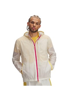 Męska kurtka do biegania Under Armour UA Trail Run Jacket - beżowa ze sklepu Sportstylestory.com w kategorii Kurtki męskie - zdjęcie 188061204