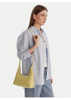 Calvin Klein Torebka Foil Logo Conv Shoulder Bag LV04F3272G Żółty ze sklepu MODIVO w kategorii Torebki damskie - zdjęcie 188062170