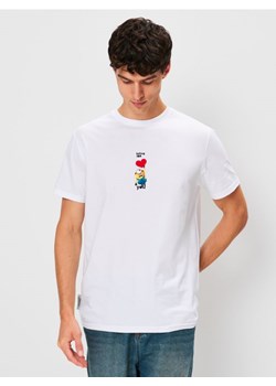 Sinsay - Bawełniana koszulka z nadrukiem Minions - biały ze sklepu Sinsay w kategorii T-shirty męskie - zdjęcie 188063983